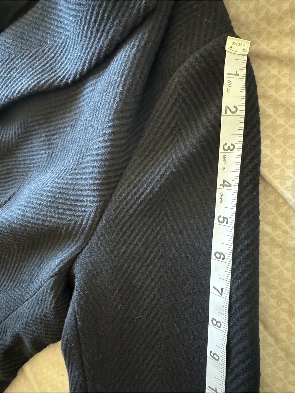 H&M Black Wool Blend Tailored Blazer
Jacket - Women's Size XL (EUC) - Picture 15 of 16